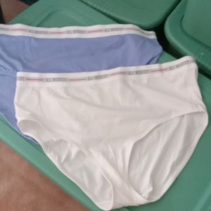 5x new underwear one purple one cream